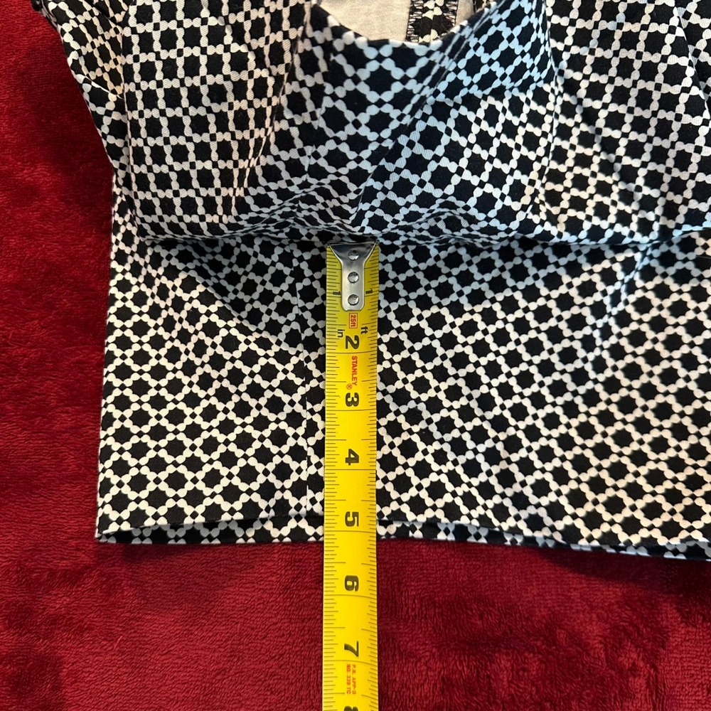 J.Crew Black White Geometric Tile Print Stretch Shorts Side Zip Womens Size 2 - Picture 6 of 8